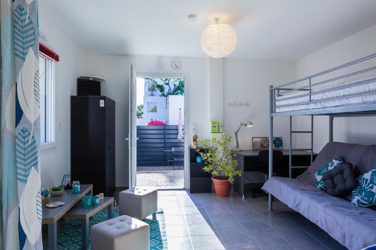 La Salamandre: Beachside For Couples & Families In Saint-marc-sur-mer Holiday home *